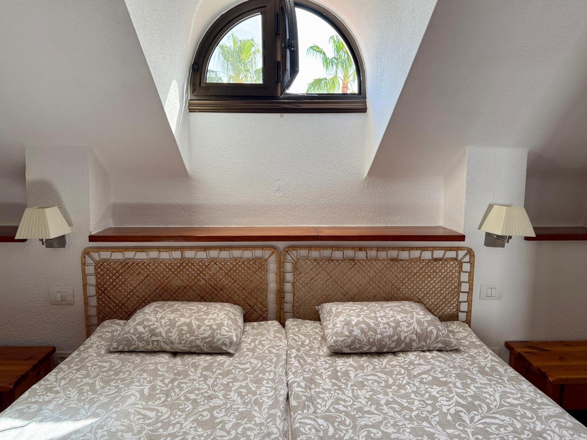 Sunny 2-Bedroom Apartment In Parque Santiago II Плая-де-лас-Америкас Экстерьер фото