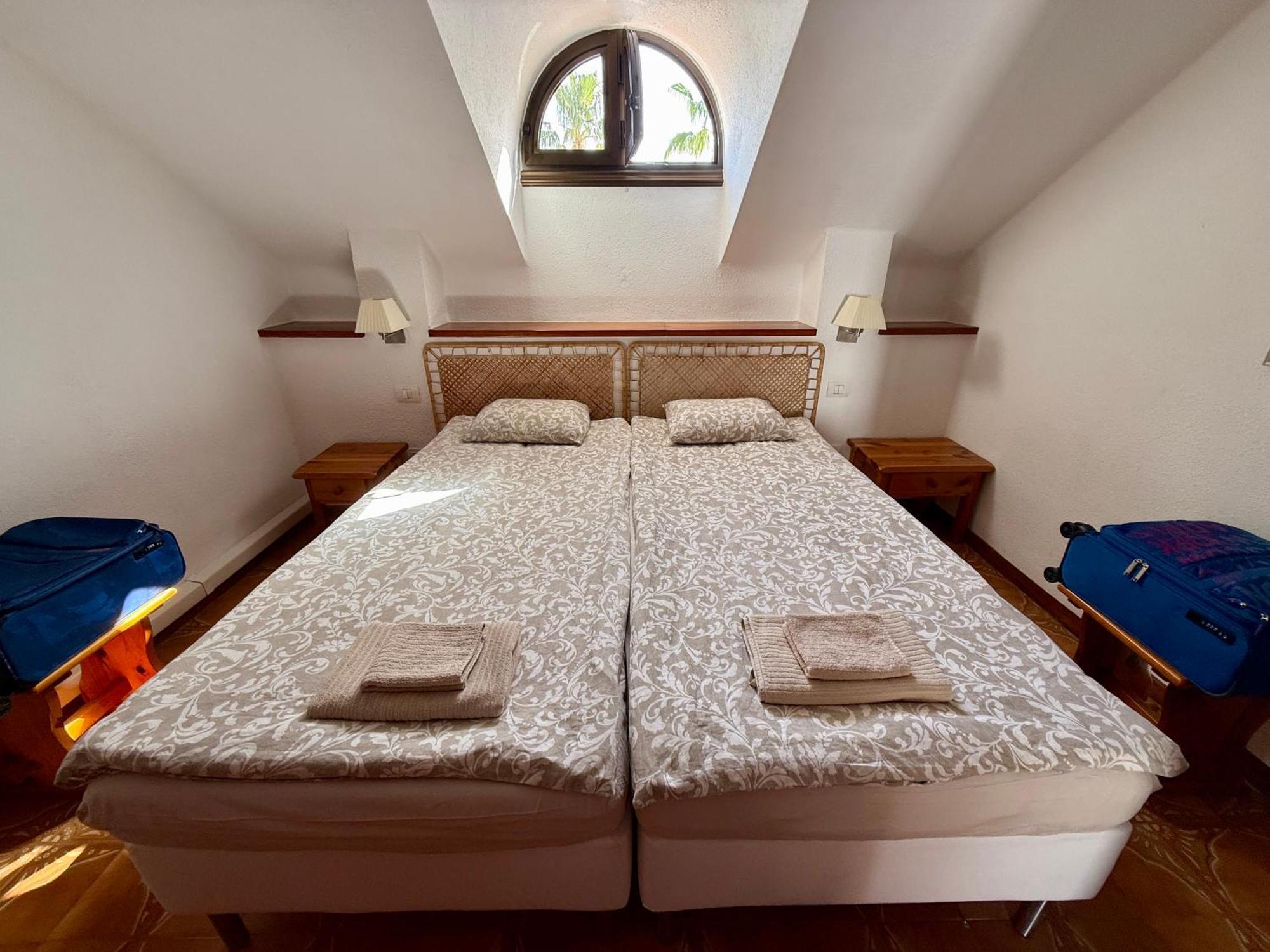 Sunny 2-Bedroom Apartment In Parque Santiago II Плая-де-лас-Америкас Экстерьер фото